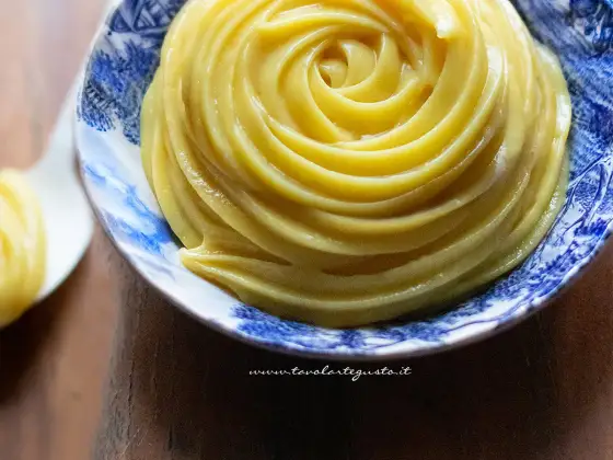 Crema Pasticcera Senza Uova - Perfetta, Stabile e Senza Grumi