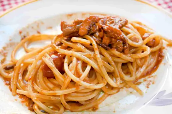 Spaghetti alla chitarra - Guida completa per un primo perfetto